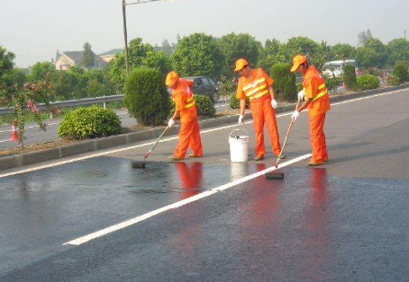 石嘴山 彩色路面喷漆维修改色的使用寿命有多长？